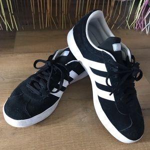 Adidas black suede sneakers Size 8